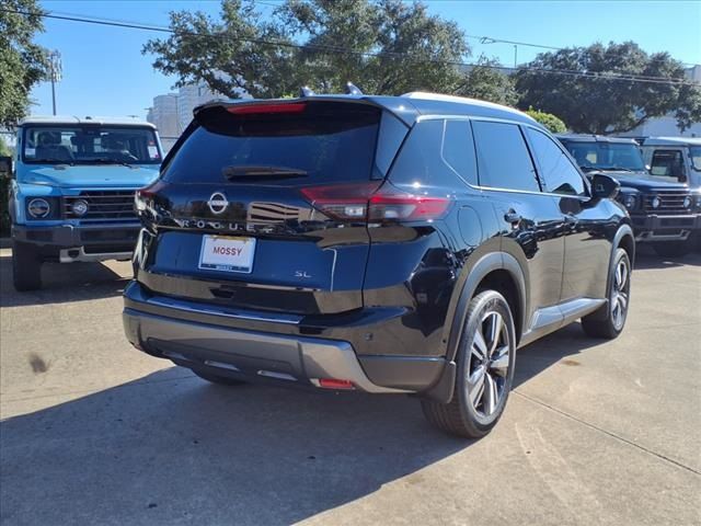 2025 Nissan Rogue SL