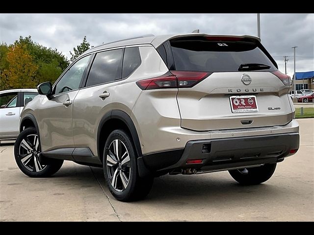 2025 Nissan Rogue SL