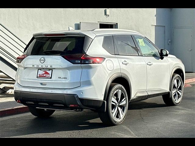 2025 Nissan Rogue SL