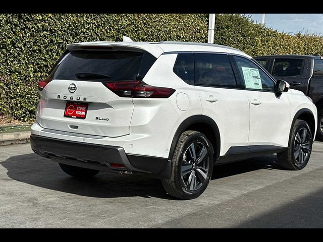 2025 Nissan Rogue SL