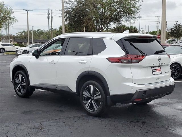 2025 Nissan Rogue SL