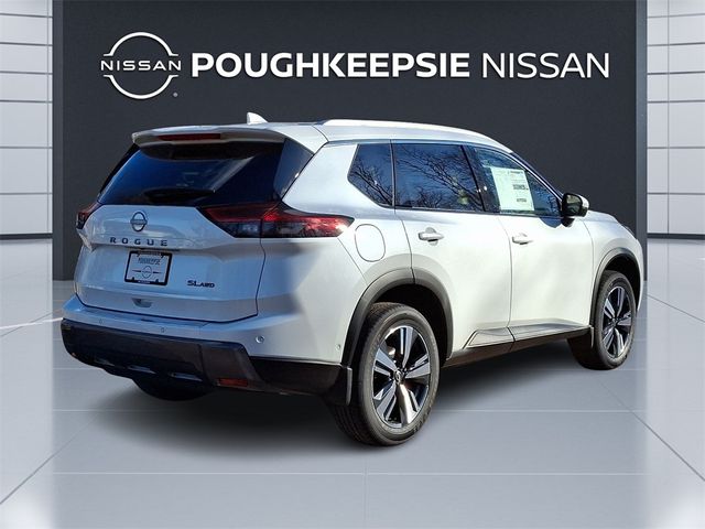 2025 Nissan Rogue SL