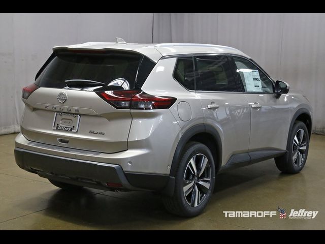 2025 Nissan Rogue SL