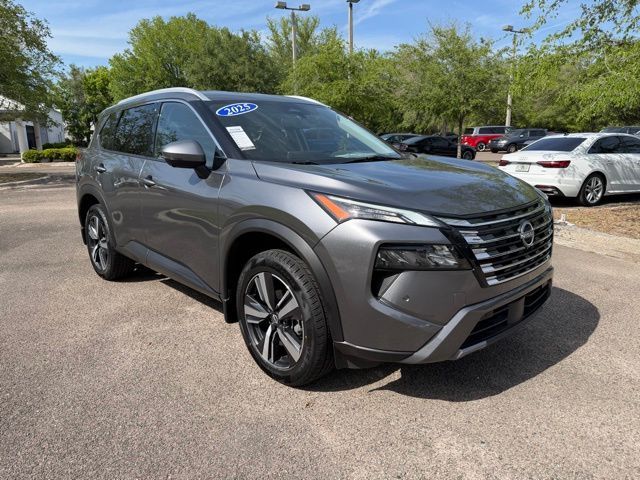 2025 Nissan Rogue SL