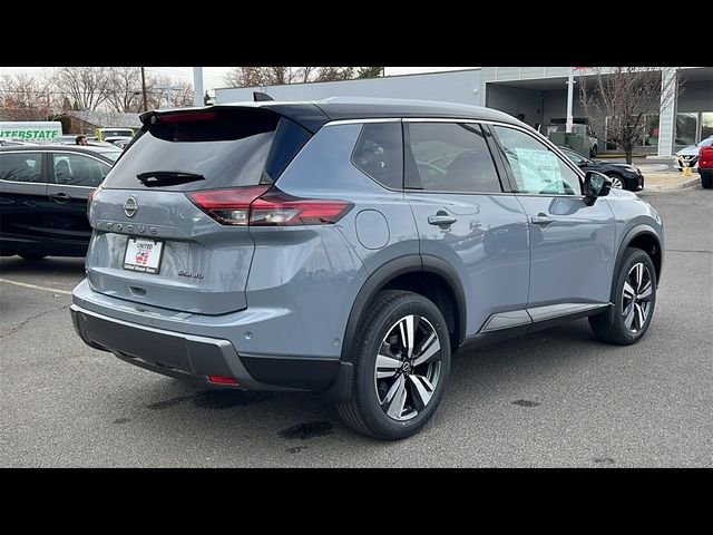 2025 Nissan Rogue SL