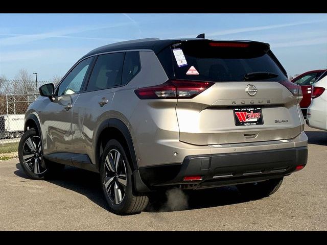 2025 Nissan Rogue SL