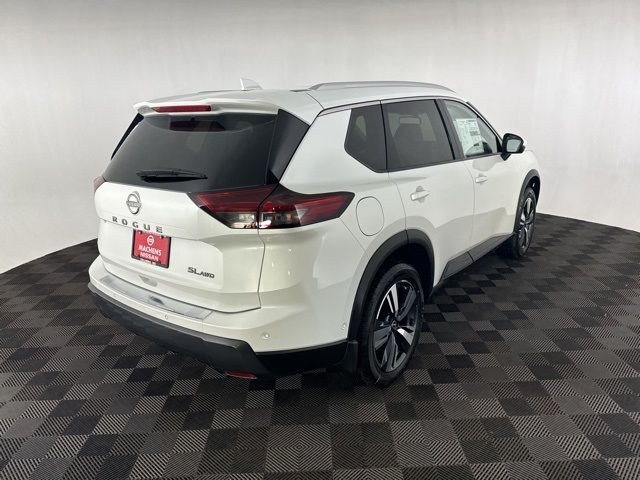 2025 Nissan Rogue SL