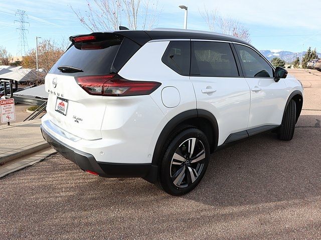 2025 Nissan Rogue SL