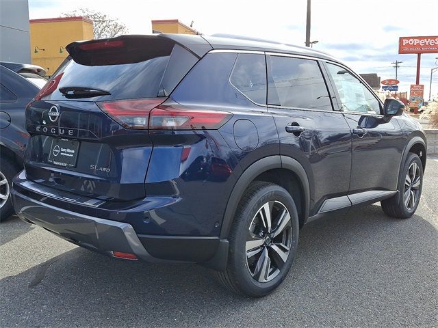 2025 Nissan Rogue SL