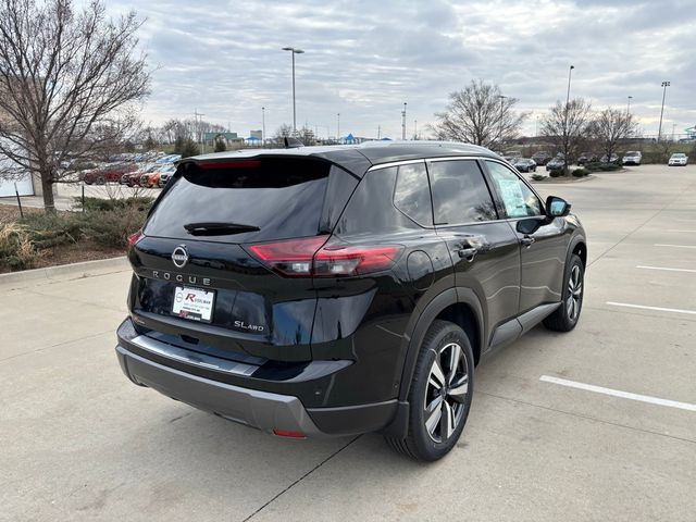 2025 Nissan Rogue SL