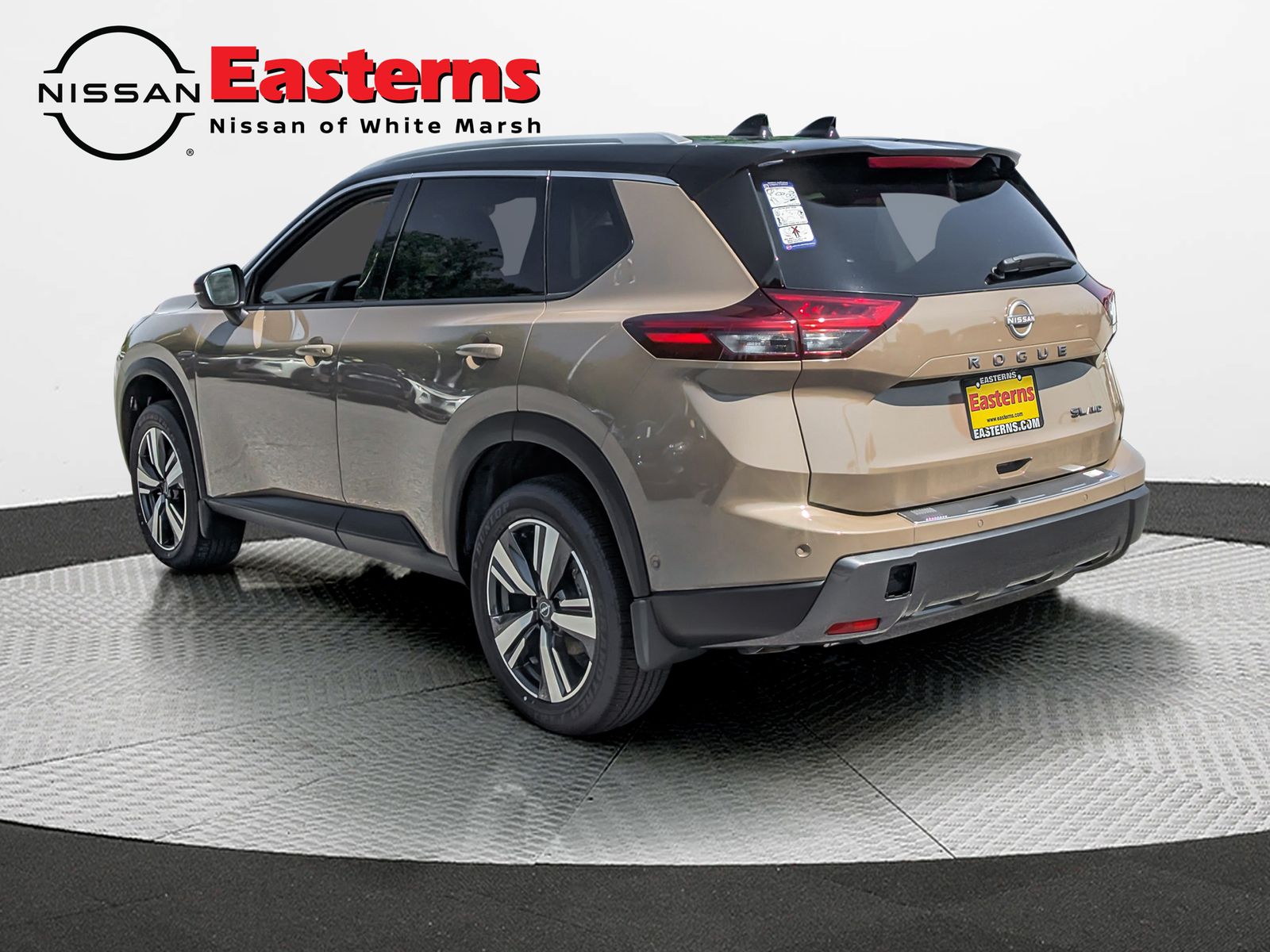2025 Nissan Rogue SL - Photo 11