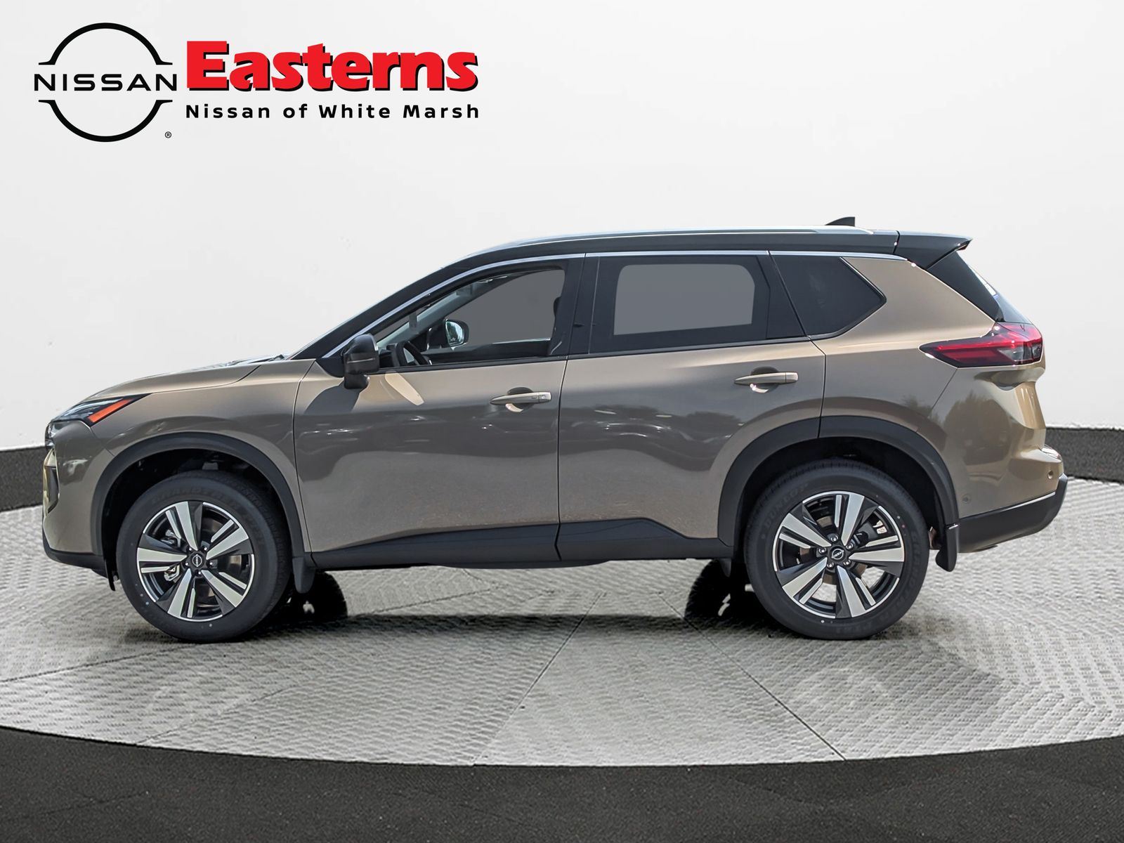 2025 Nissan Rogue SL - Photo 12