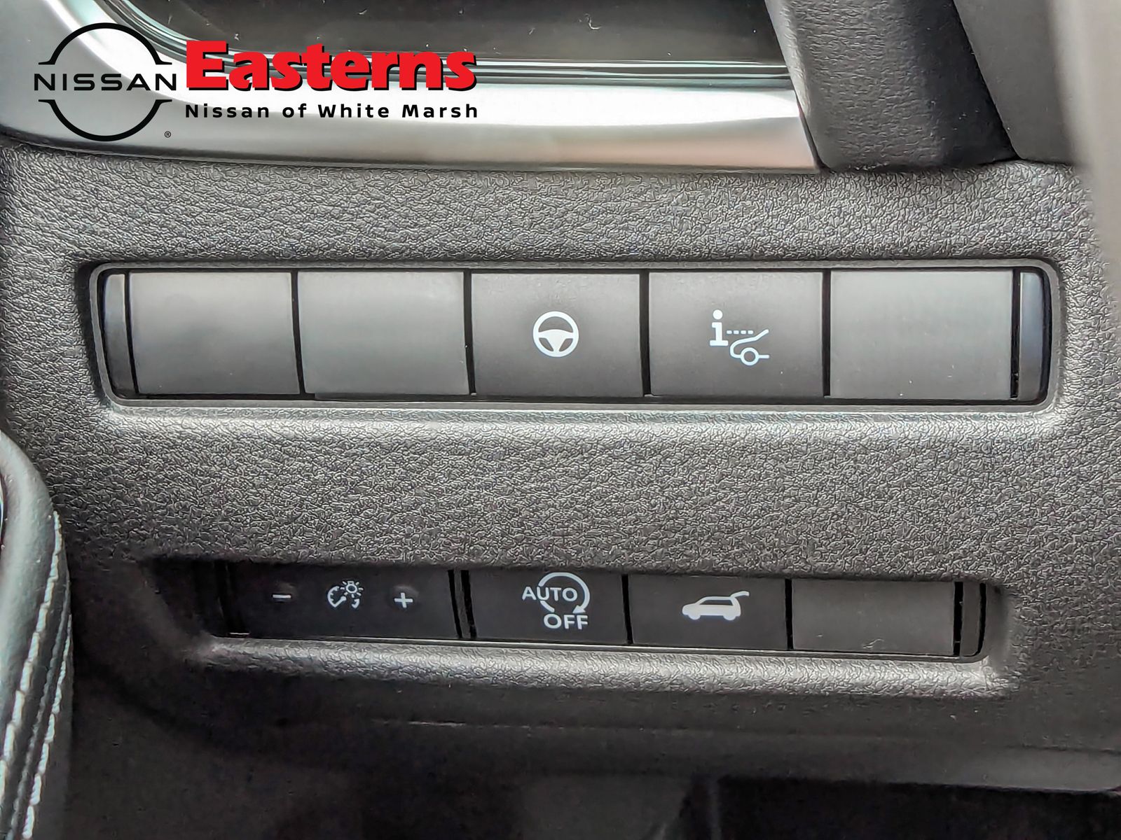 2025 Nissan Rogue SL - Photo 37