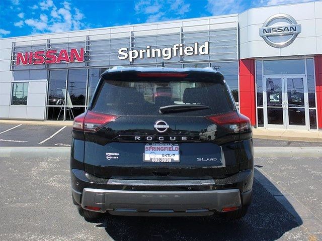 2025 Nissan Rogue SL