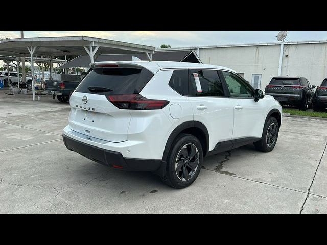 2025 Nissan Rogue SV