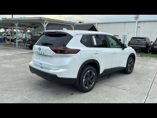 2025 Nissan Rogue SV