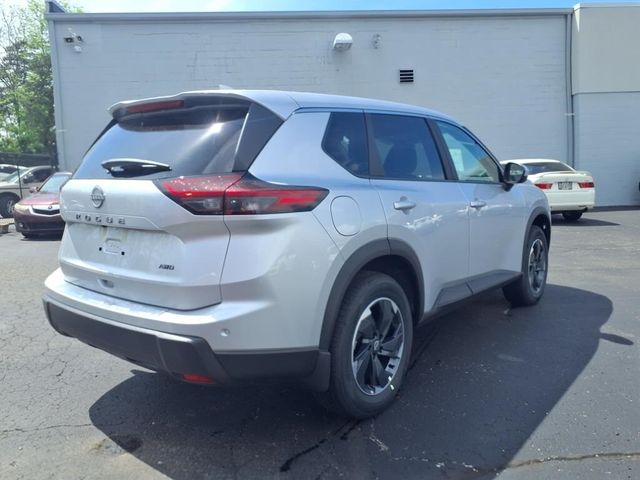 2025 Nissan Rogue SV