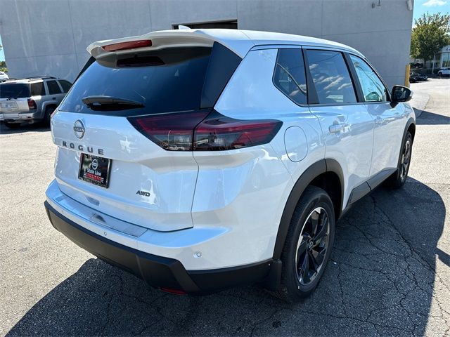 2025 Nissan Rogue SV