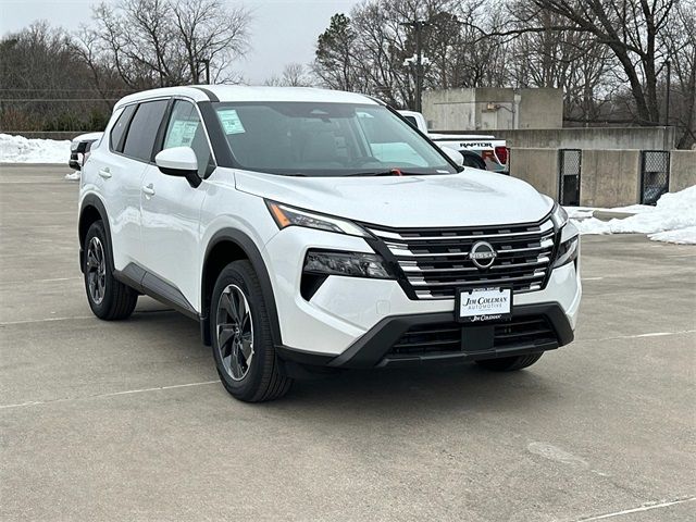 2025 Nissan Rogue SV