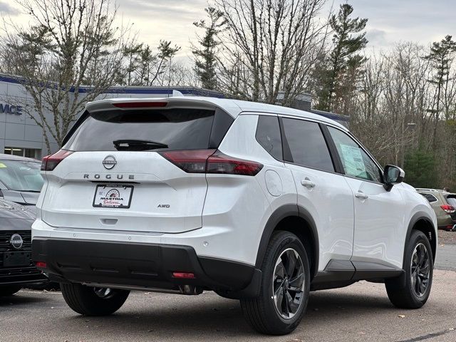 2025 Nissan Rogue SV