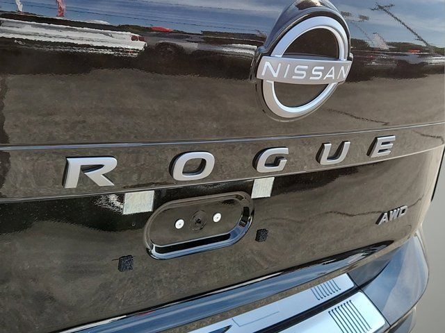 2025 Nissan Rogue SV