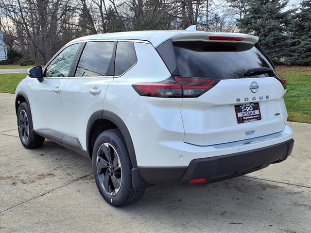 2025 Nissan Rogue SV