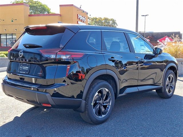 2025 Nissan Rogue SV