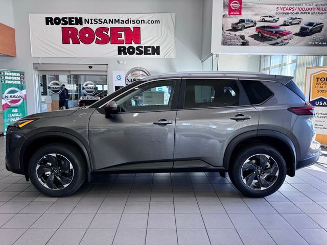 2025 Nissan Rogue SV