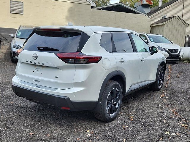 2025 Nissan Rogue SV