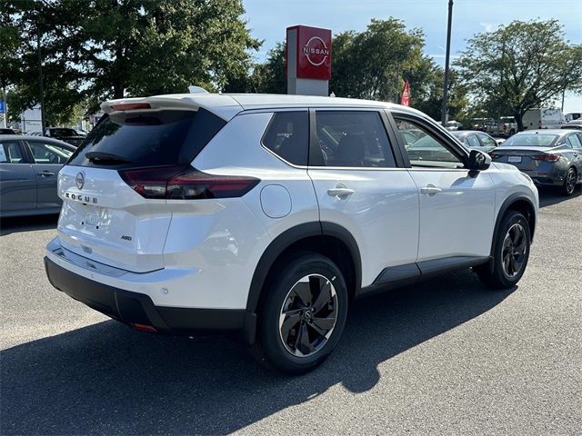 2025 Nissan Rogue SV