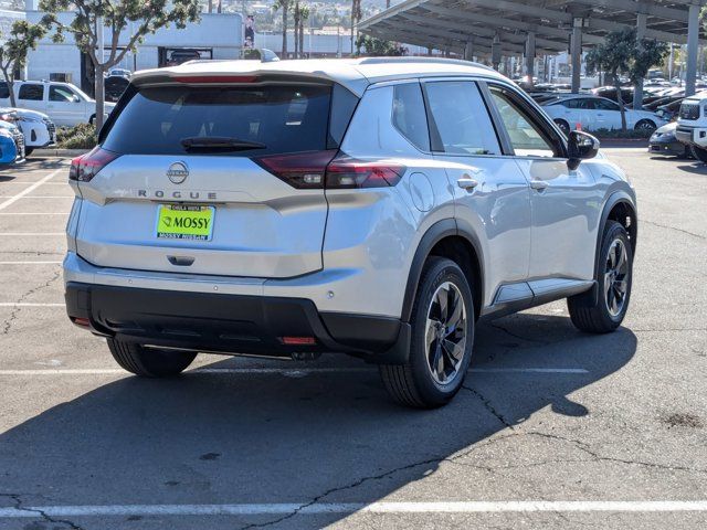 2025 Nissan Rogue SV
