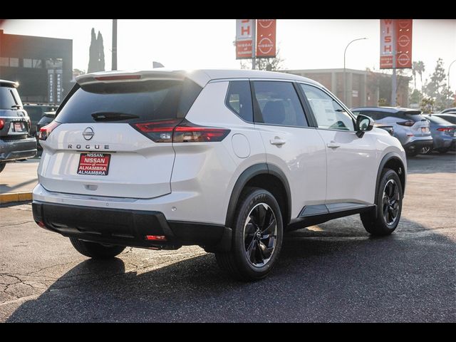 2025 Nissan Rogue SV