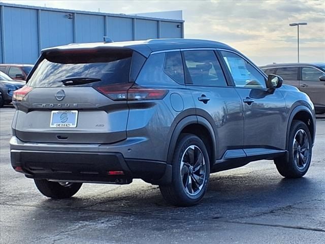 2025 Nissan Rogue SV