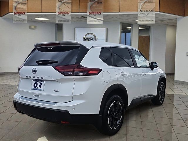 2025 Nissan Rogue SV