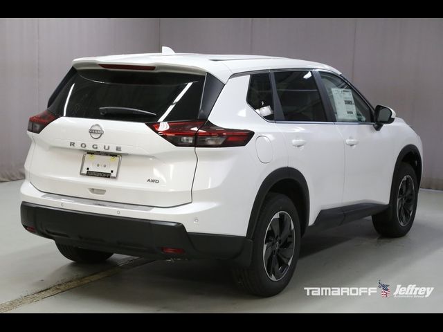 2025 Nissan Rogue SV