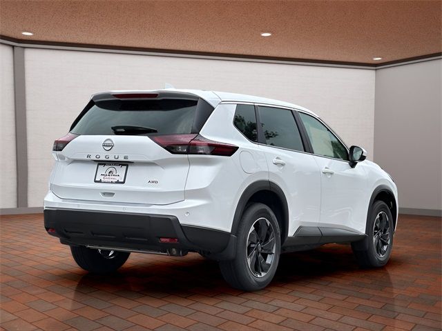2025 Nissan Rogue SV