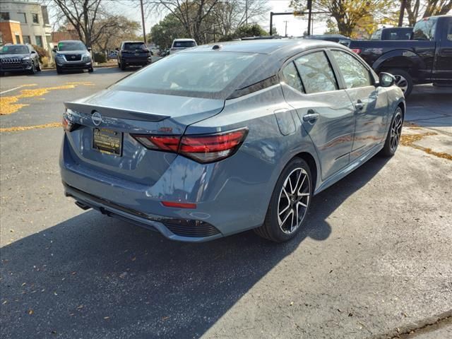 2025 Nissan Sentra SR