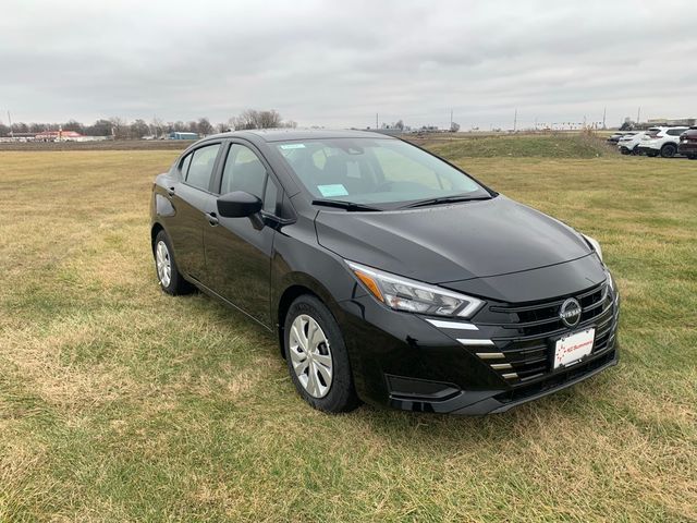 2025 Nissan Versa S