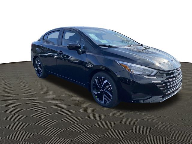 2025 Nissan Versa SR