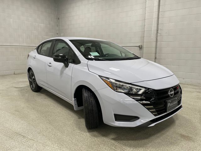 2025 Nissan Versa SR