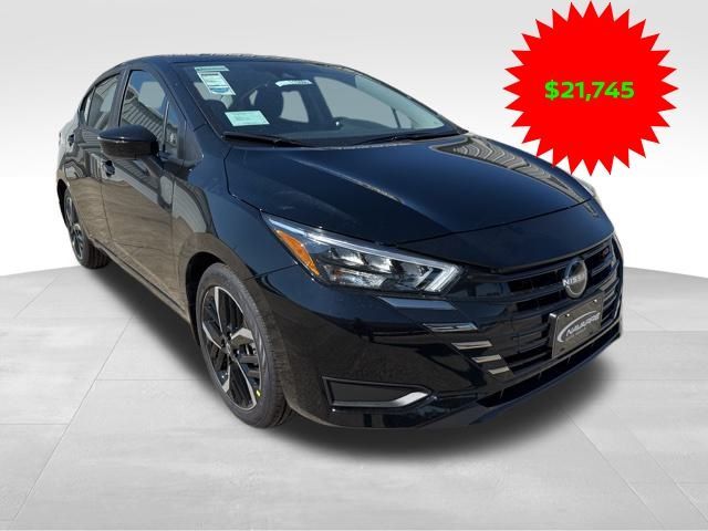 2025 Nissan Versa SR