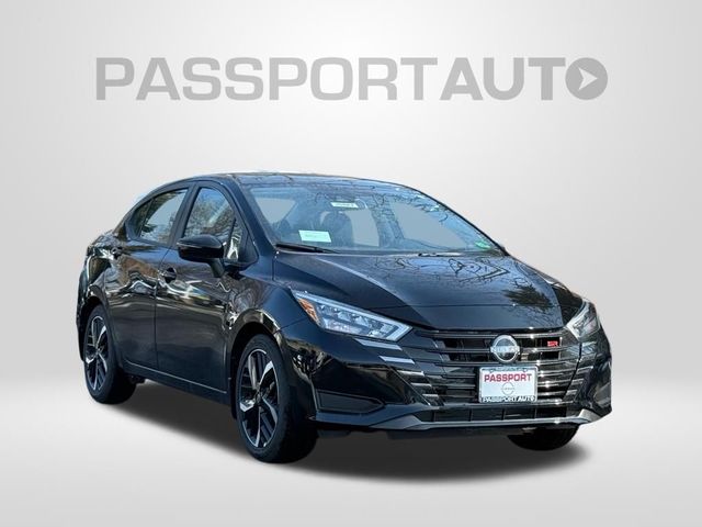 2025 Nissan Versa SR
