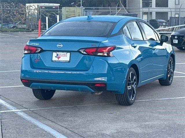 2025 Nissan Versa SR