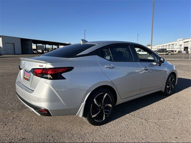 2025 Nissan Versa SR