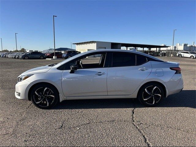 2025 Nissan Versa SR