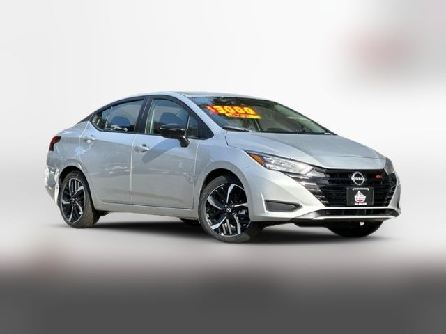 2025 Nissan Versa SR