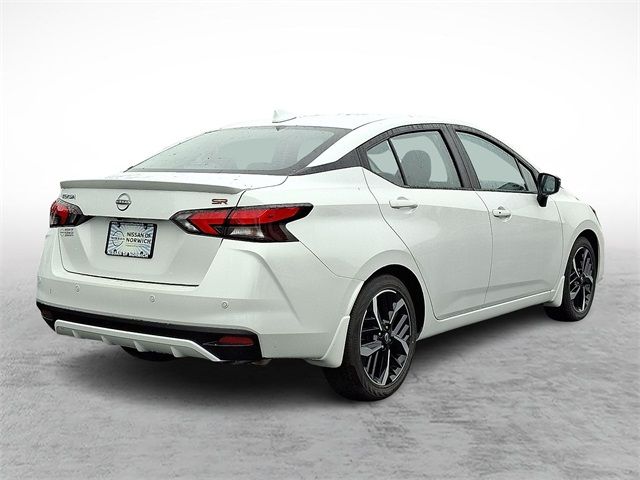 2025 Nissan Versa SR