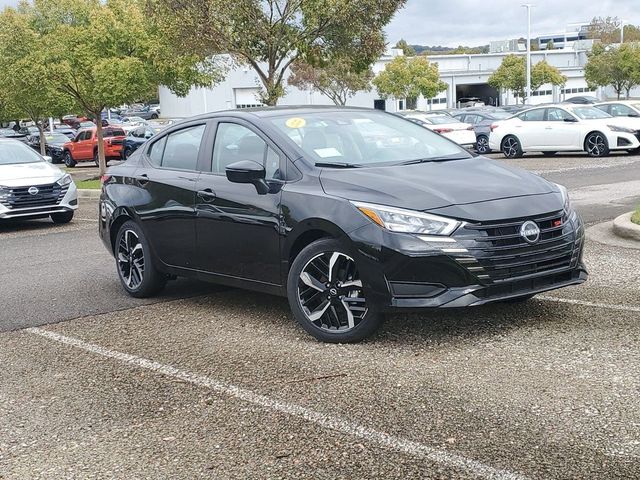 2025 Nissan Versa SR