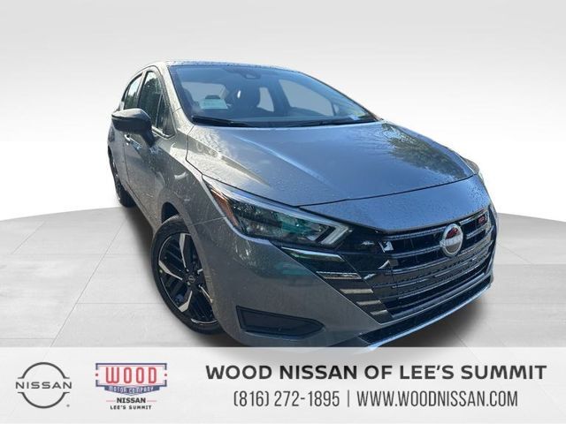 2025 Nissan Versa SR