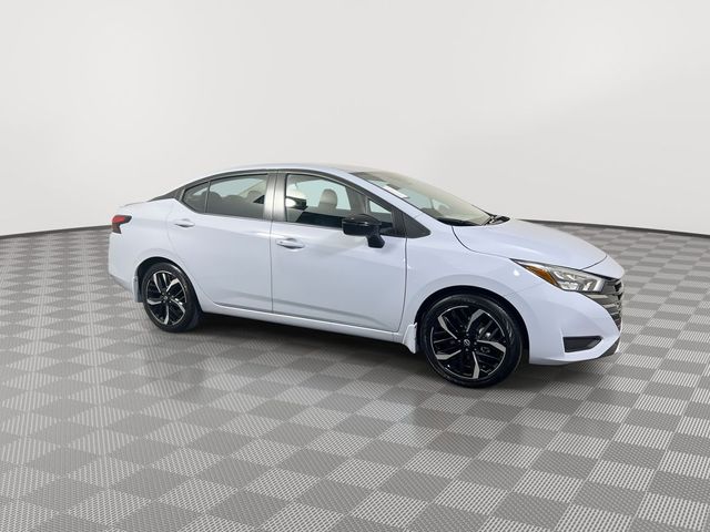 2025 Nissan Versa SR